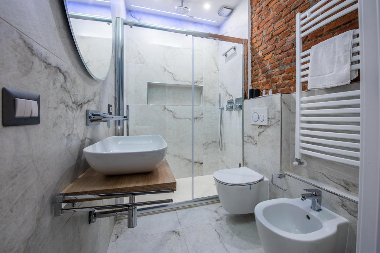 Unique Suite In Milan Center Buitenkant foto